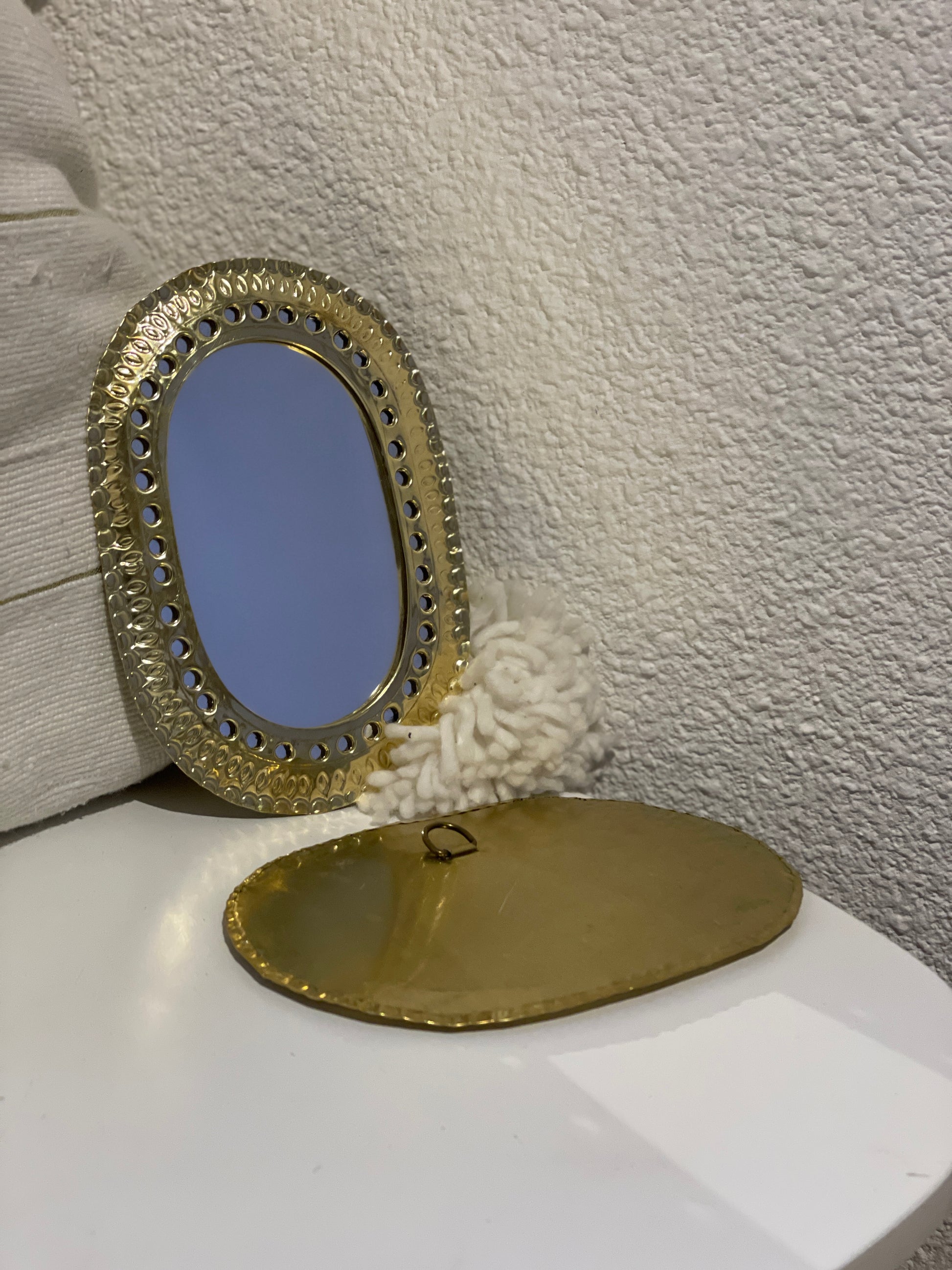 miroir ovale design contemporain